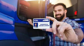 Fast Track to a Commercial Driver’s License: How Online CDL Courses Help You Get on the Road