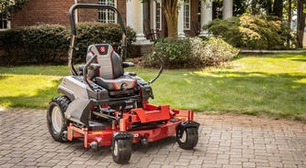 The Evolution of Lawnmowers: From Manual Tools to Smart Gardening Assistants